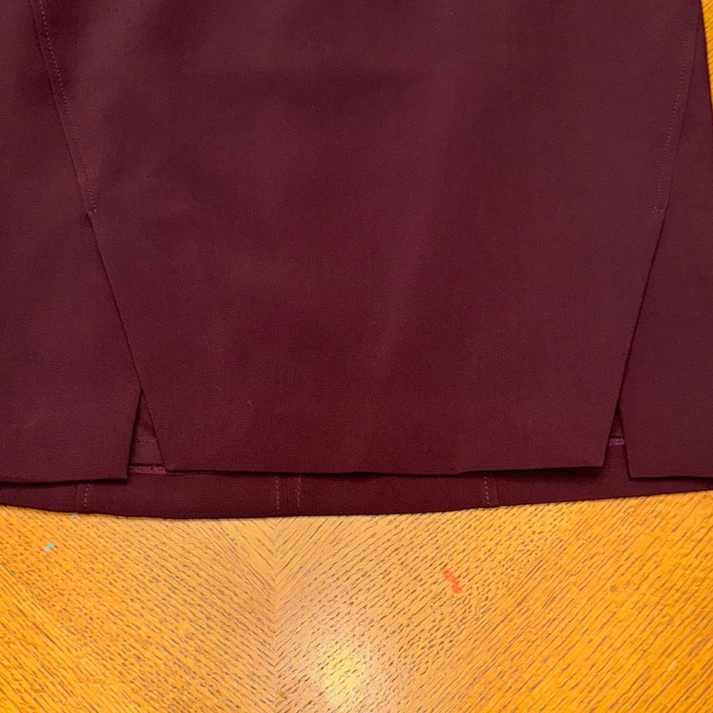 White House Black Market Burgundy Pencil Skirt Size 10 - Picture 9 of 10